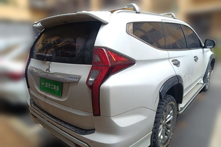 Used Mitsubishi Pajero Sport  Rear Right 45 Deg