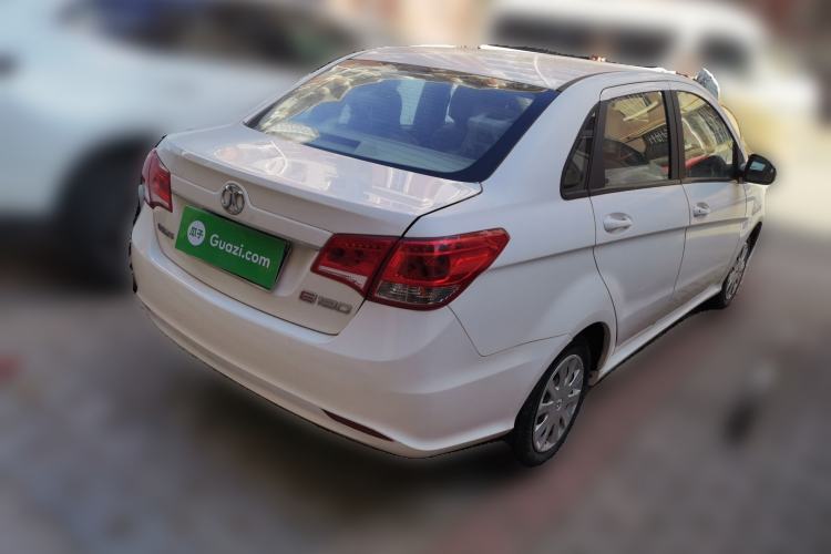 Used BAIC E Series 2013 Sedan 1.3L Manual Lotte Edition
