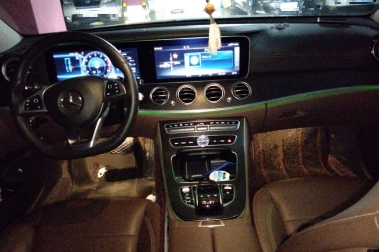 Used Mercedes-Benz E-Class 2016 E 300 L Sporty and Stylish Model
