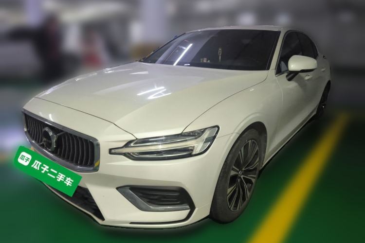 Used Volvo S60 2023 B4 Zhiyuan Luxury Edition
