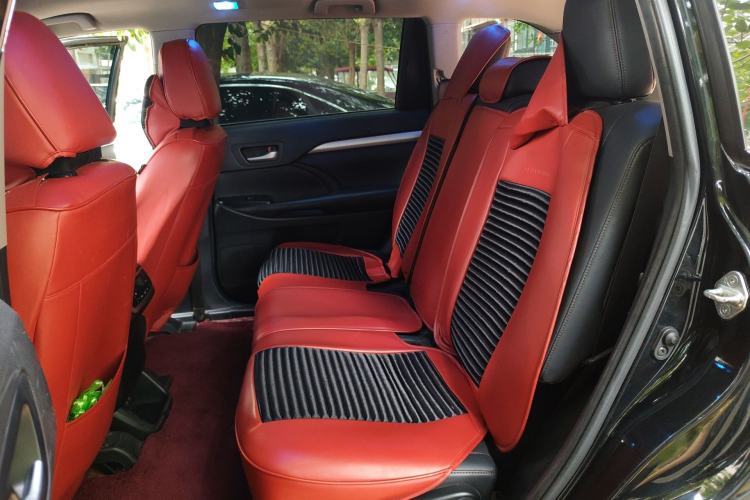 Used Toyota Highlander 2018 2.0T Four-Wheel Drive Luxury Version 7 Seats China VI Standard Left Rear Seat