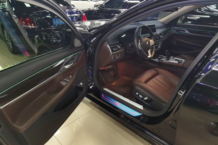 Used BMW 7 Series 2021 730Li Luxury Package
