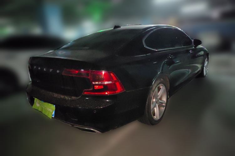 Used Volvo S90 2017 T4 Zhiyuan Edition
