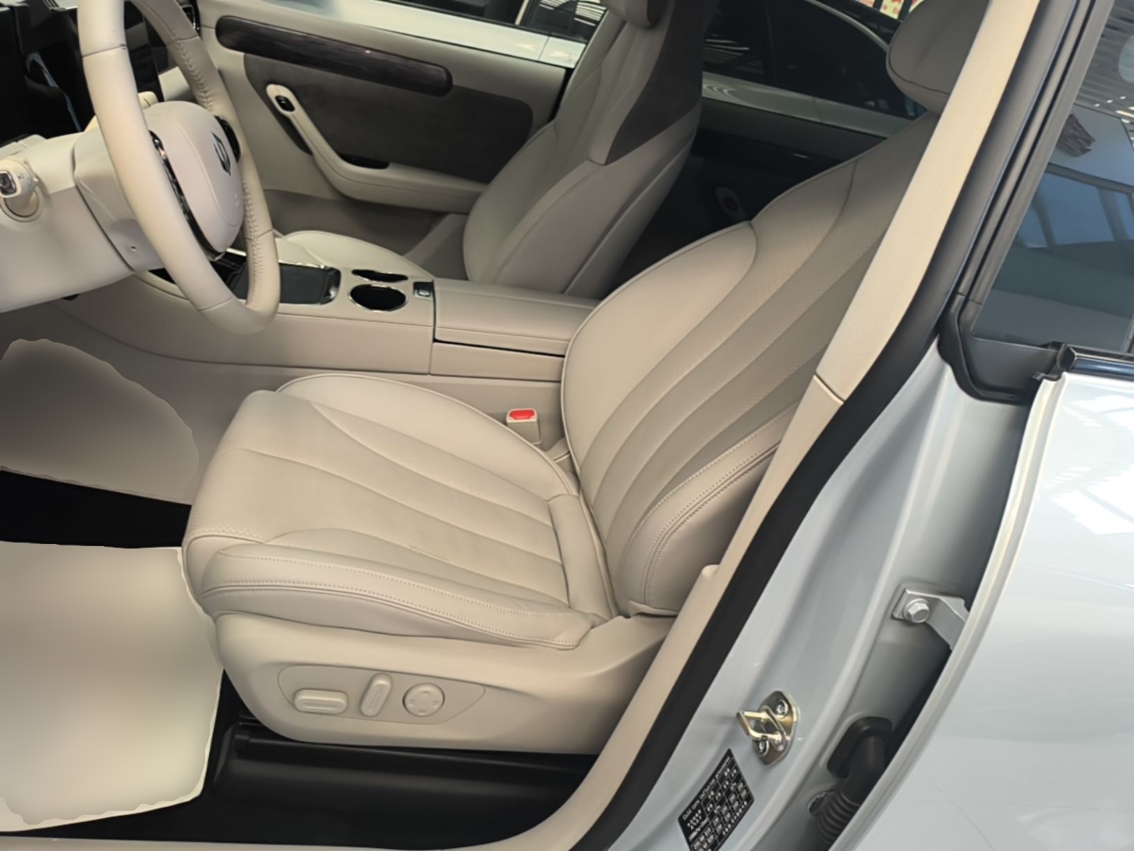 Vordere Reihe im Auto