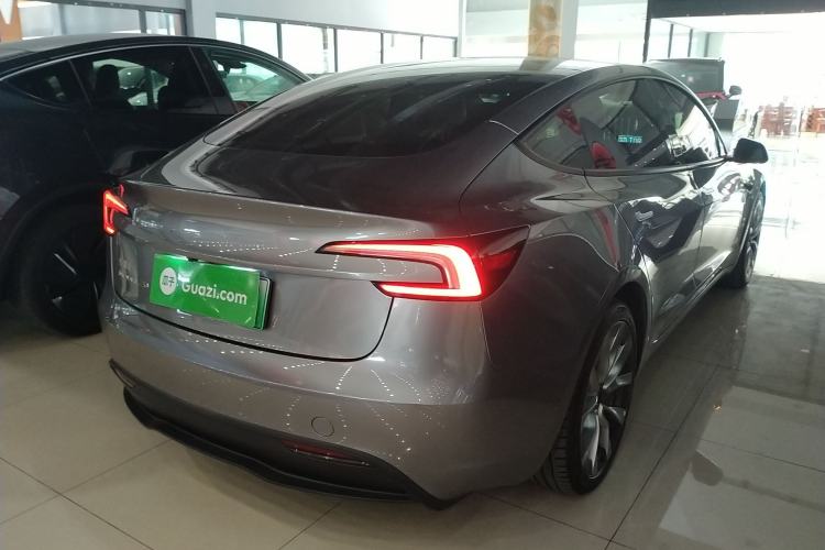 Used Tesla Model 3 2023 Long-Range All-Wheel-Drive Version