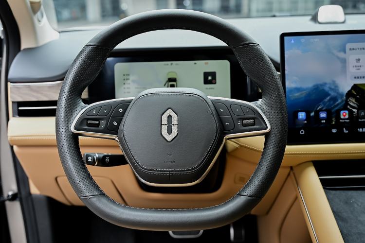 Used Hima AITO M7 2022 1.5T Four-Wheel Drive Luxury Edition
