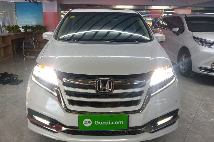 Used Honda Elysion 2019 2.0L Hybrid Supreme Edition
