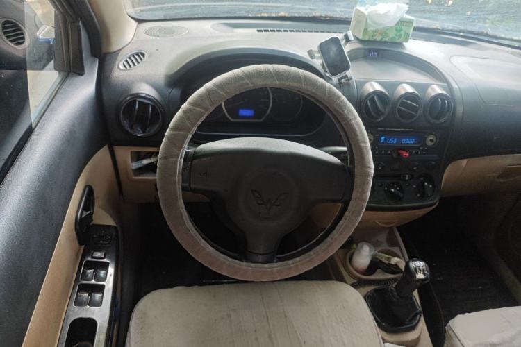 Used Wuling Hongguang 2010 1.4L Luxury Model
