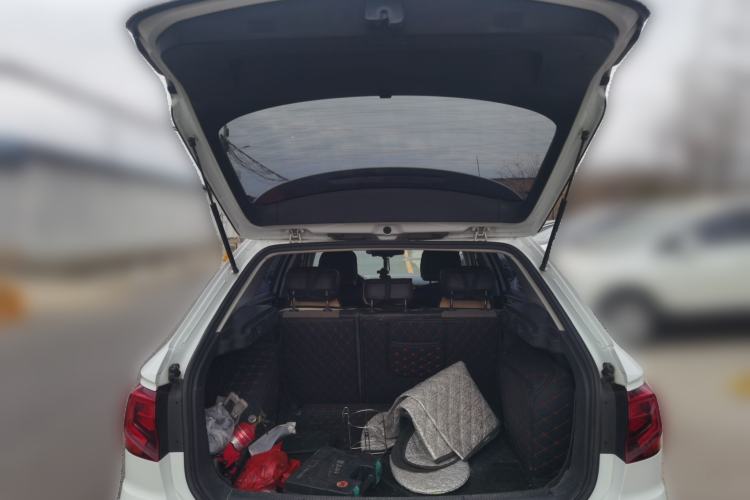 Used Volkswagen C-TREK 2017 230TSI DSG Comfort Version Trunk