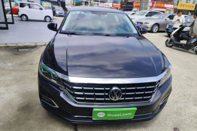 Used Volkswagen Passat 2019 280TSI Business Edition China VI Front