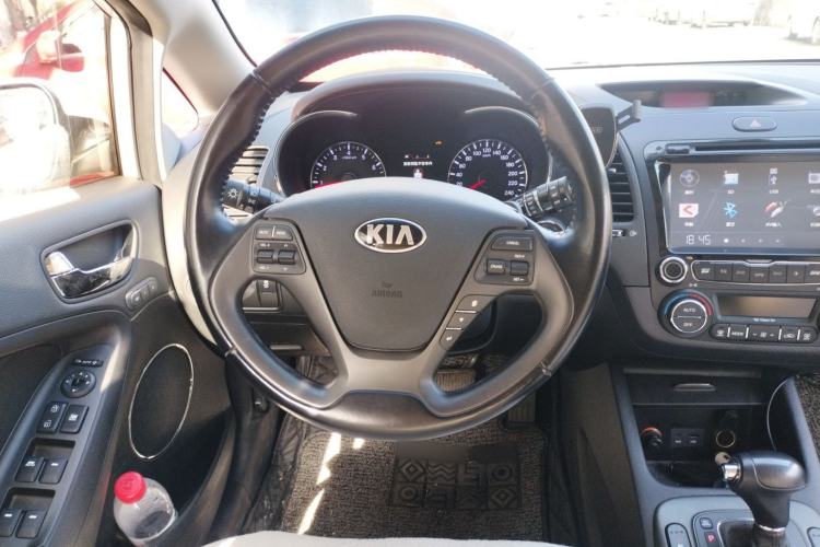 Used Kia K3S 2014 1.6L Automatic Premium Steering Wheel