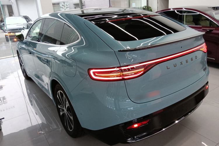 Used Hima Luxeed R7 2025 Range-Extended Version 251 km Max Rear Left 45 Deg