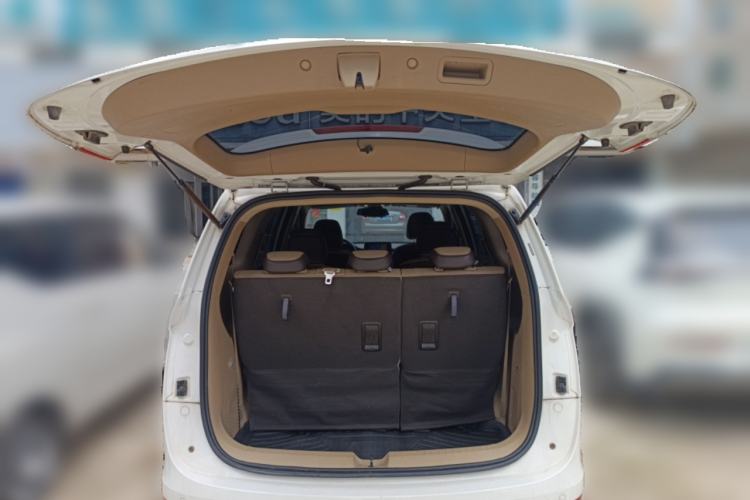 Used Baojun 730 2017 1.8L iAMT Prestige Version 7 Seats