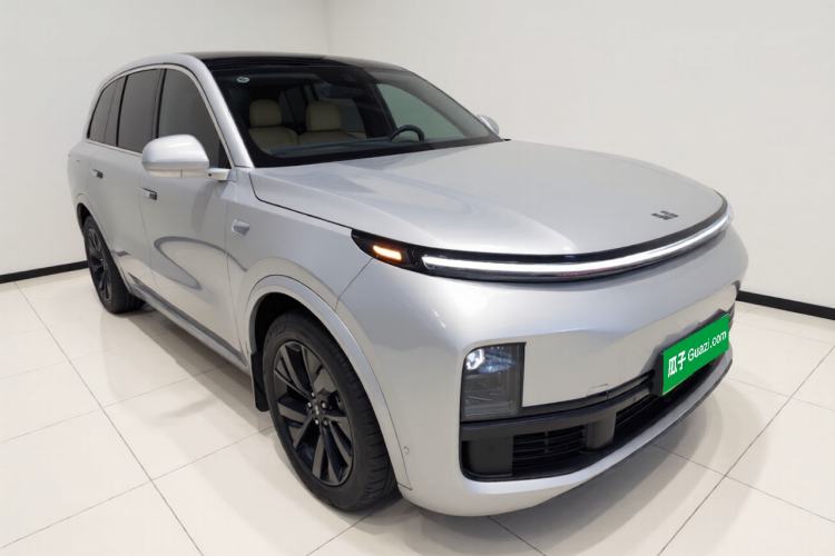 Used Li Auto L8 2023 Pro Model
