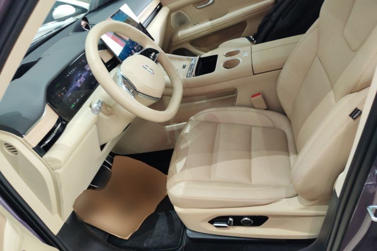 Used Hima AITO M5 2025 Extended-Range Ultra All-Wheel-Drive Version Left Front Seat