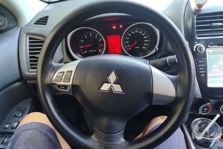 Used Mitsubishi ASX 2013 1.6L Manual Two-Wheel Drive Standard Edition
