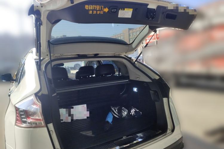 Used Luxgen U6 SUV 2014 2.0T ZhiZun Model