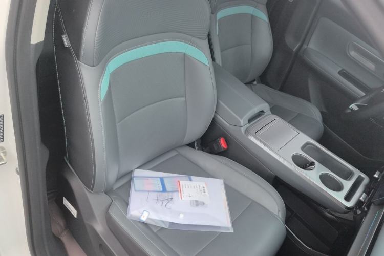 Used AION Y 2024 Plus 510 Intelligent Driving Version Right Front Seat