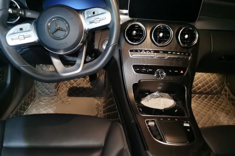 Used Mercedes-Benz C-Class 2021 C 260 L Sport Edition Star Collection Center Console