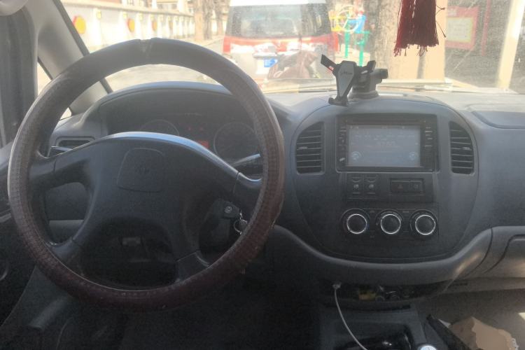 Used FORTHING Lingzhi 2014 M3 1.6L 7-seater Standard Model
