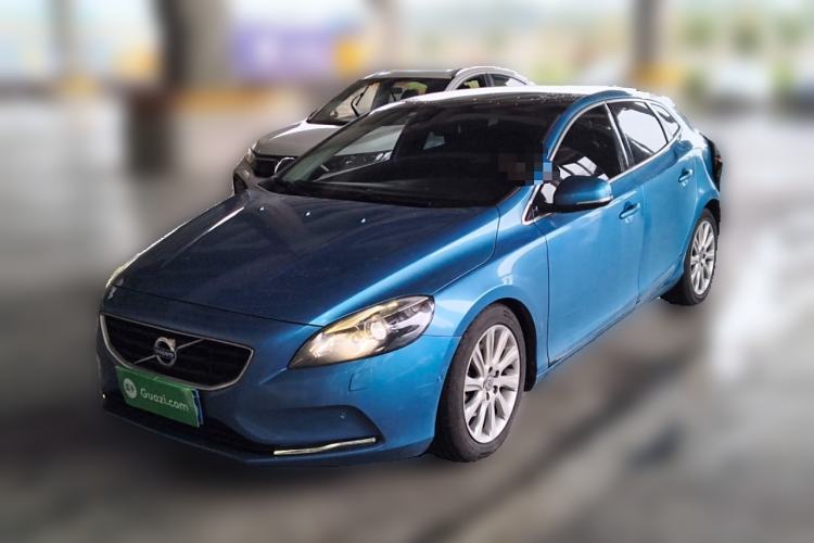 Used Volvo V40 2015 1.6T Zhiya Edition