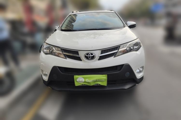 Used Toyota RAV4 2015 2.0L CVT Two-Wheel Drive Fashion Edition Front