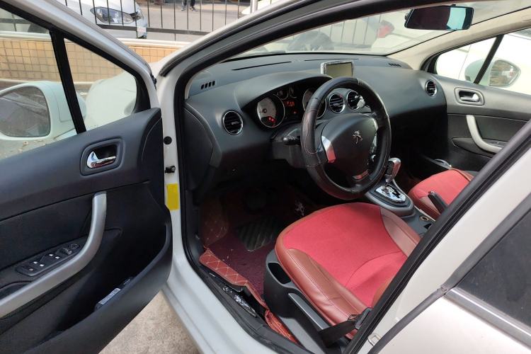 Used Peugeot 408 2013 2.0L Automatic Comfort Edition
