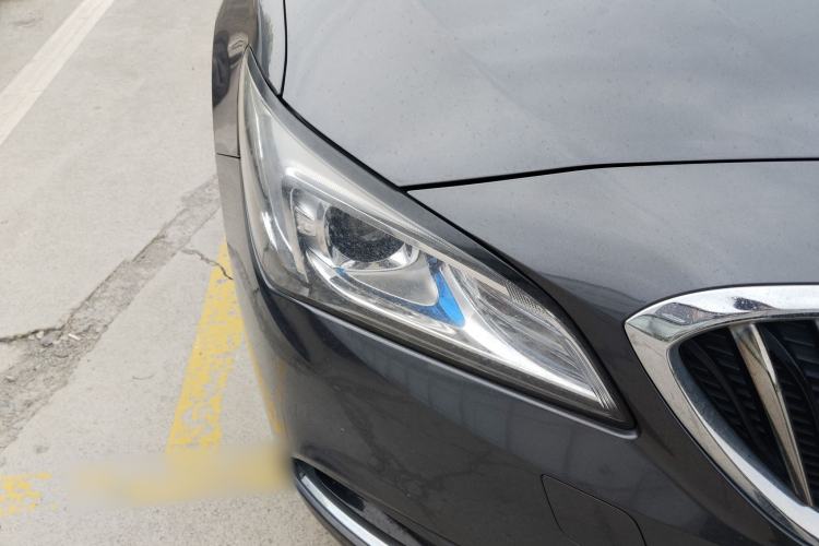 Used Buick Verano 2015 Sedan 15S Automatic Leading Model Right Front Headlight