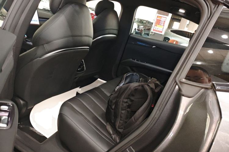 Used Deepal L07 2024 230Max Qiankun Intelligent Driving ADS SE Range-Extended Version
