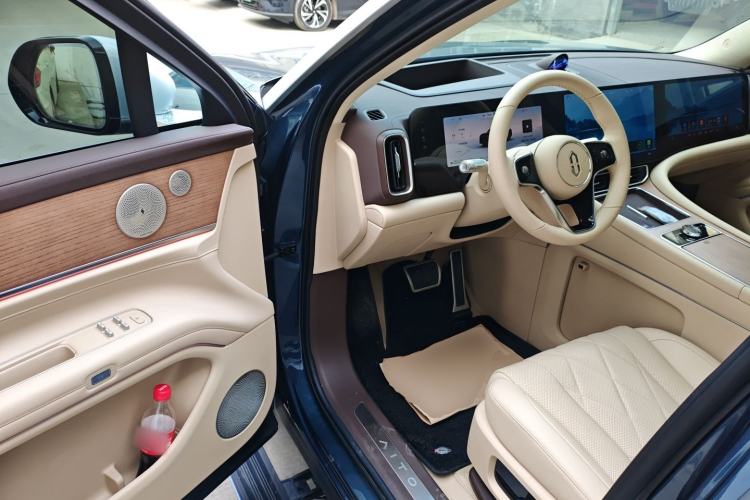 Used Hima AITO M9 2024 Range-Extended Ultra Version 42 kWh 6-Seater Model