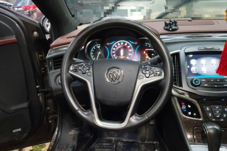 Used Buick LaCrosse 2013 2.0T SIDI Smart Luxury Flagship Edition Steering Wheel