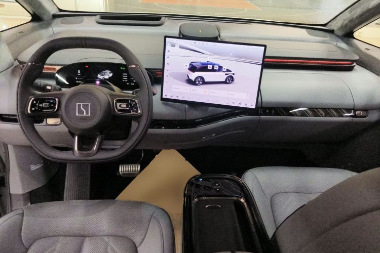 Used Zeekr MIX 2025 Intelligent Driving Version
