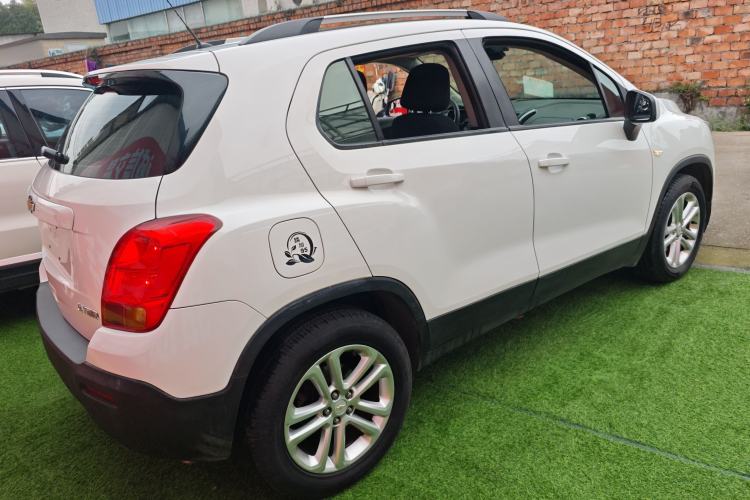 Used Chevrolet Trax 2016 1.4T Automatic Two-Wheel Drive Comfort Version with Sunroof