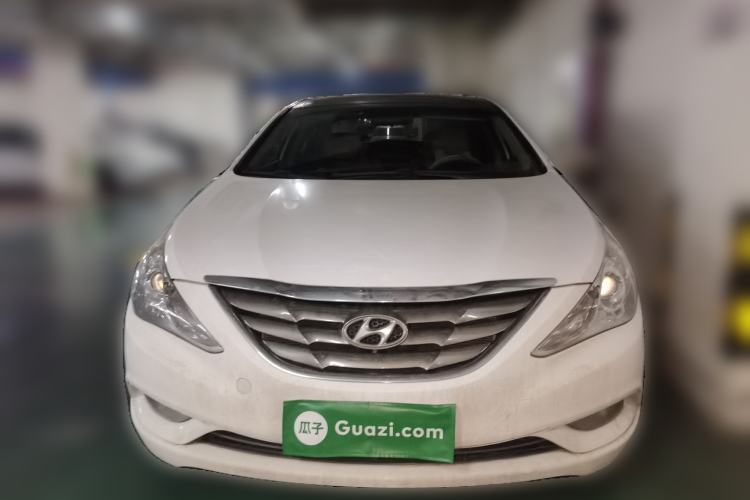 Used Hyundai Sonata 2011 2.0L Automatic Luxury Edition
