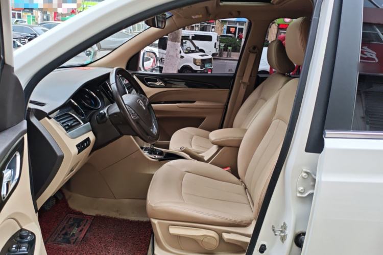 Used Baojun 730 2016 1.8L iAMT Luxury Model 7 Seats Left Front Seat