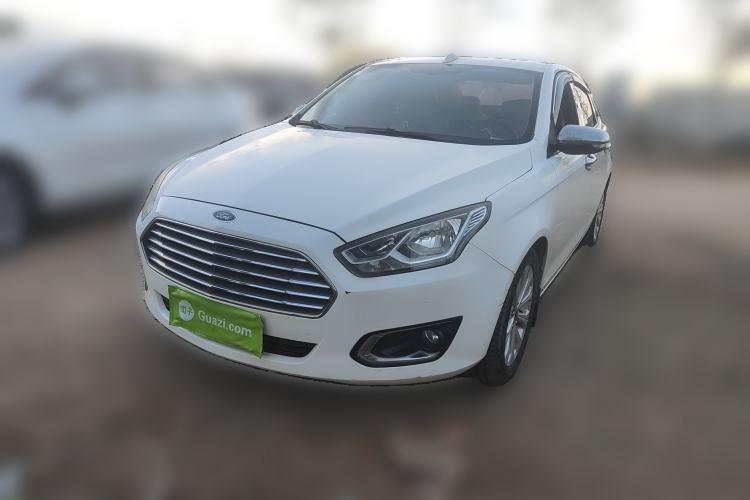Used Ford Escort 2015 1.5L Manual Fashion Edition