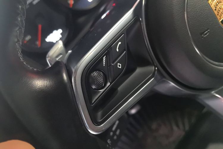 Used Porsche Macan 2016 Macan 2.0T