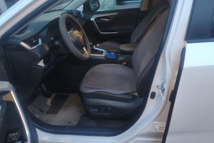 Used Toyota RAV4 2024 2.0L CVT Two-Wheel Drive Fashion Plus Edition