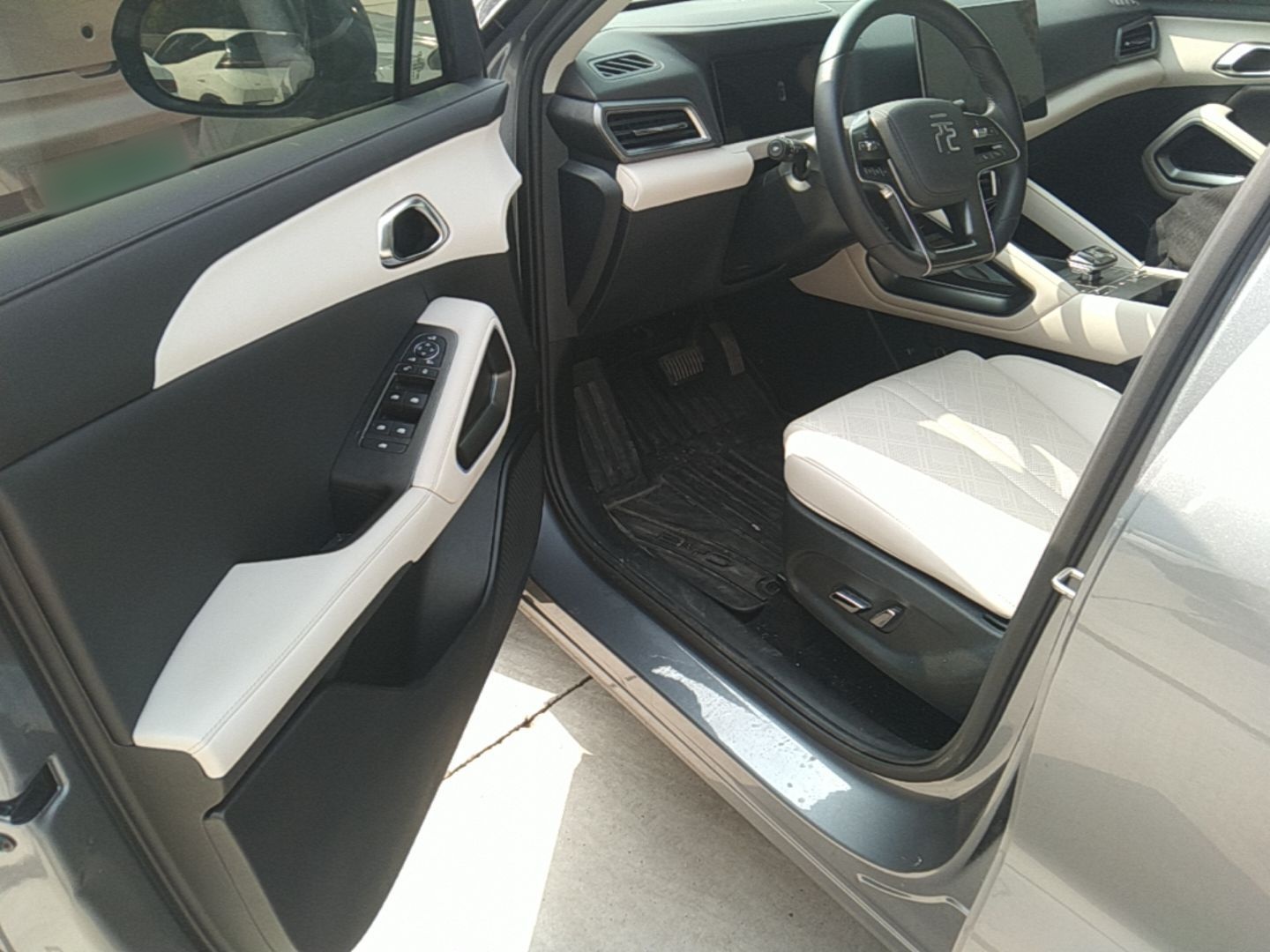 BYD Yuan UP 2024 401KM Beyond Edition — снимка 18