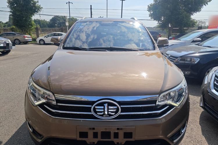 Used FAW Senya R7 2016 1.6L Manual Luxury Model