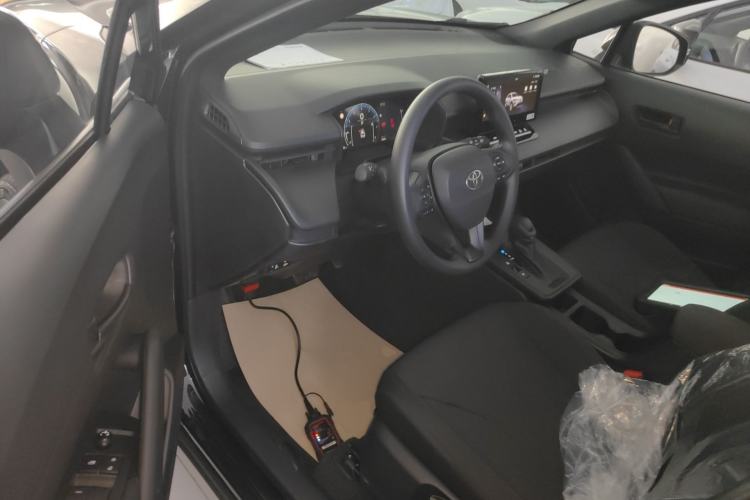 Used Toyota Corolla Cross 2026 Model 2.0L Pioneer Edition
