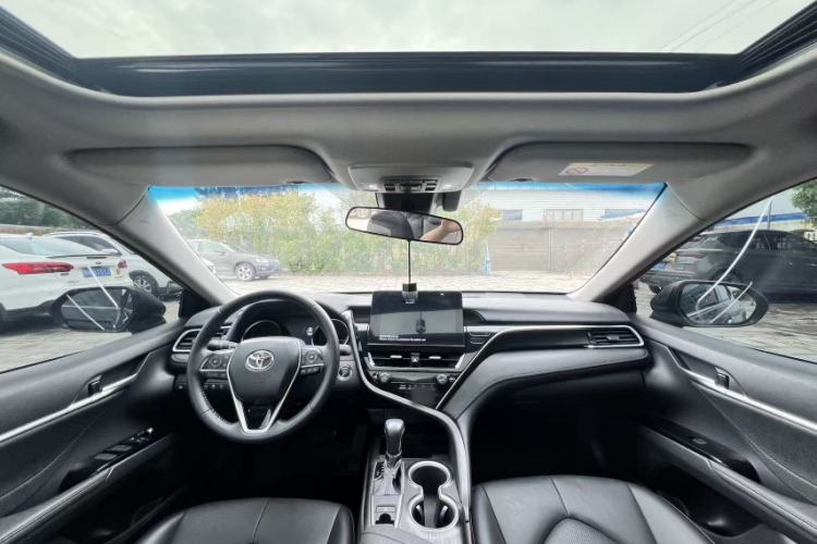 Used Toyota Camry 2023 2.0G Luxury Edition