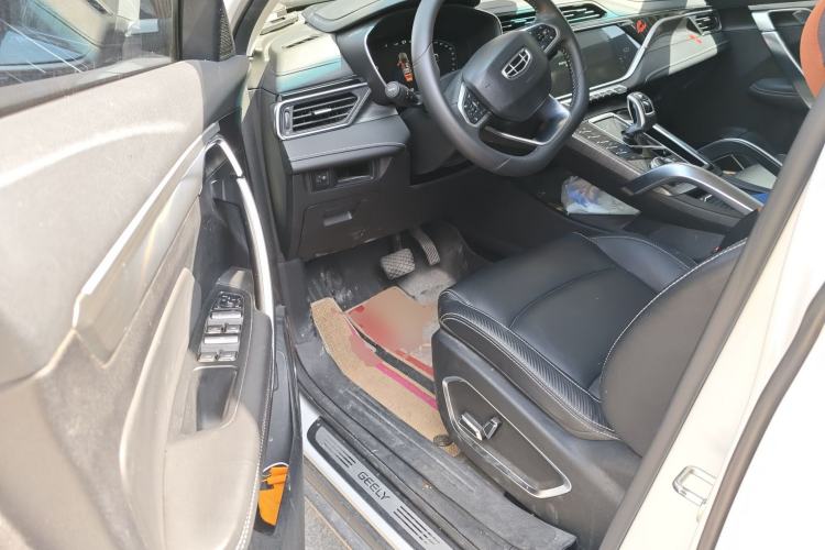 Used Geely Auto Emgrand X7 Sport 2020 1.8TD DCT ZhiZun PRO