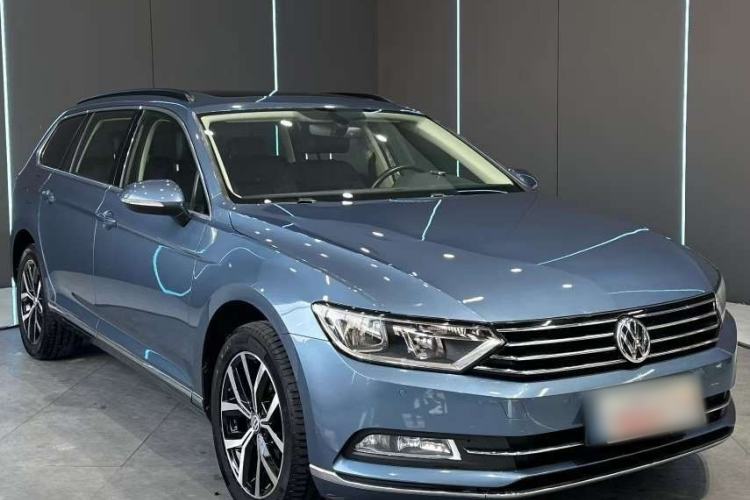 Used Volkswagen Variant 2018 380TSI Two-Wheel Drive Comfort Edition
