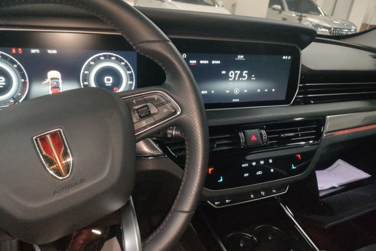 Used Hongqi HS5 2019 2.0T Smart Connect Flagship Edition Center Console