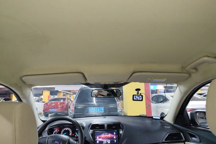 Used Ford Escort 2015 1.5L Automatic Comfort Edition Headliner