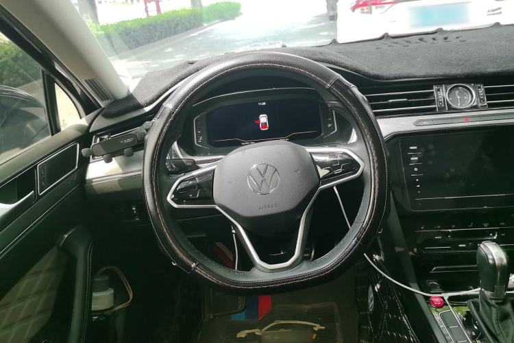 Used Volkswagen Magotan 2023 2 Million Units Limited Edition 330TSI DSG Leading Version