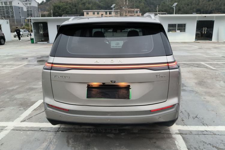 Used AION Y 2023 Younger Star Edition