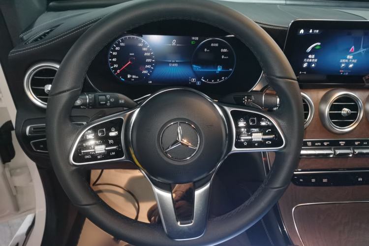 Used Mercedes-Benz GLC 2022 Facelift GLC 260 L 4MATIC Luxury Edition