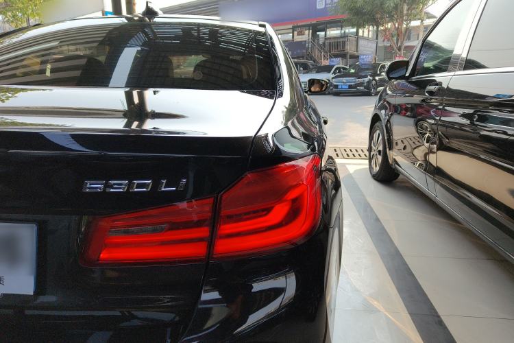 Used BMW 5 Series 2020 530Li Leading Model M Sport Package
